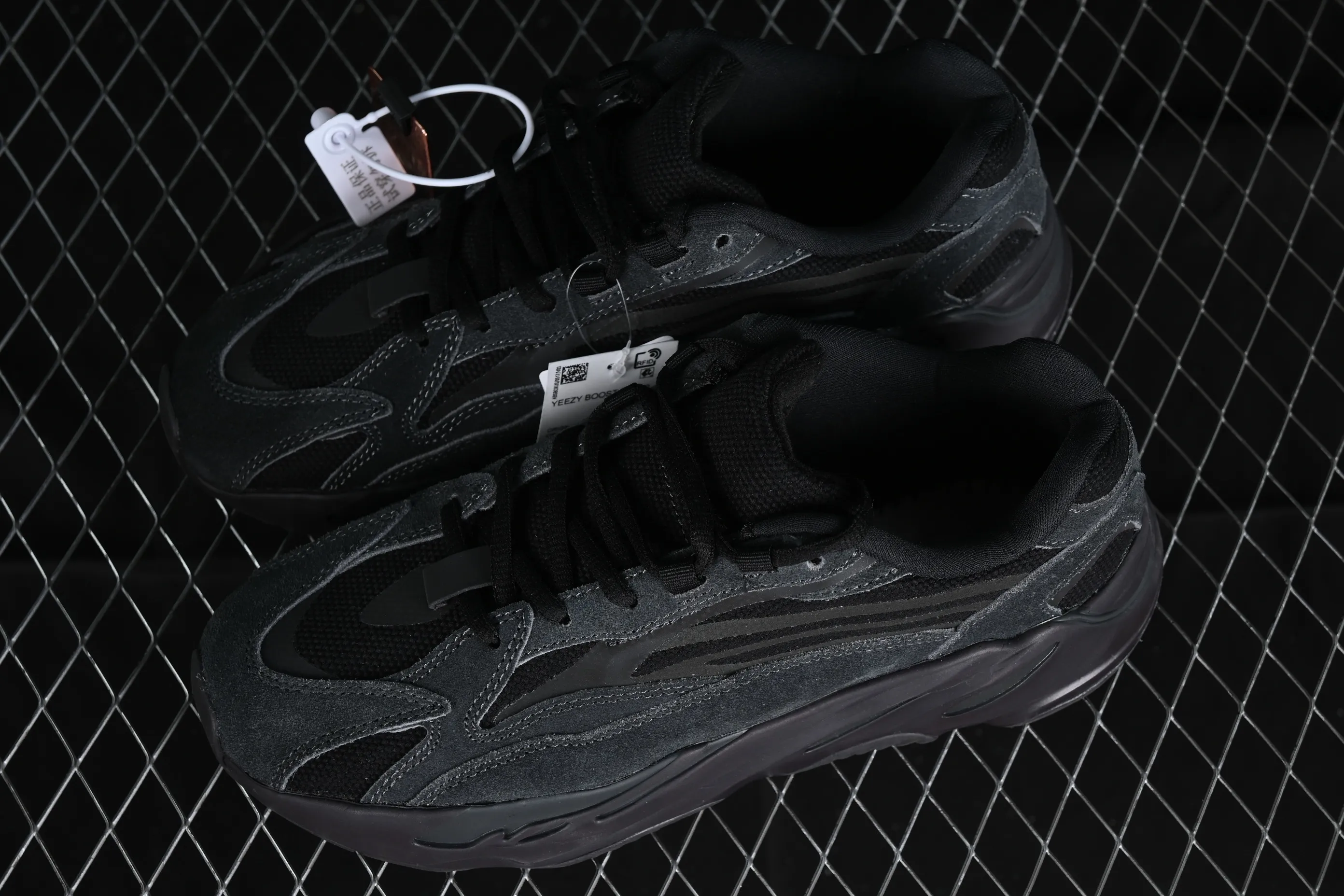 All Categories Ad Yeezy Coconut Series G Version Ad Yeezy Boost 700 V2 "Inertia" FU6684 Kanye Coconut 700 3M Reflective Running Shoes